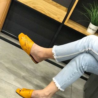 Dép bản in hoa bền đẹp