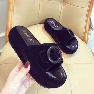 Dép xuồng nỉ