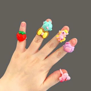 nhẫn đeo tay đủ màu ngẫu nhiên