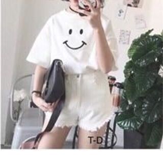 Áo thun in đơn giản