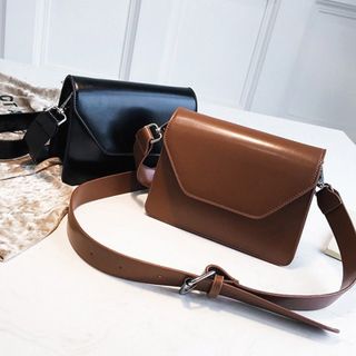 Túi Nữ Đeo Chéo Da Trơn Cực Chất D7002