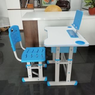 Bàn học cho bé tùy chỉnh độ cao SG 02