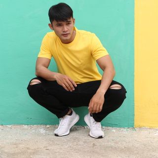 Áo Thun Vàng Cá Sấu Hột CELEB