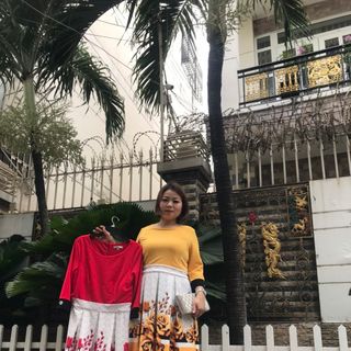 đầm xòe phối hoa