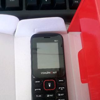 Điện thoại SYMPHONY B01