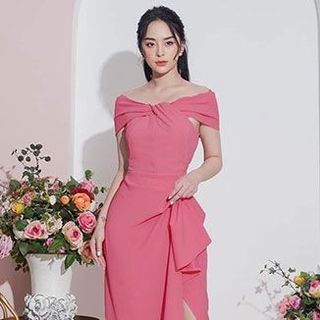 ĐẦM RỚT VAI XẺ LAI QUYẾN RŨ MS 2368