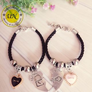 Vòng tay cặp đôi handmade trái tim
