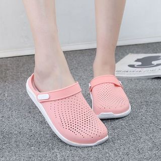Dép Sục nhựa nữ đế bằng quai hậu bít mũi đẹp 2019 SNU02