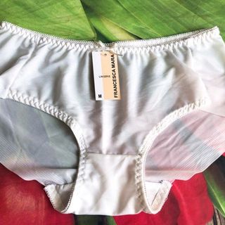 Quần Trơn Lụa MARA MR112