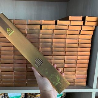 Nhang có tăm trầm hương