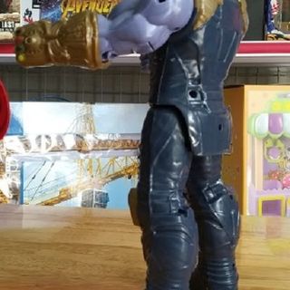 BỘ 2 SIÊU ANH HÙNG THANOS - IRON MAN HT83802C-2