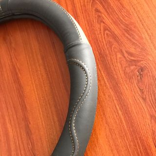 Bọc vô lăng da bò siêu đẹp