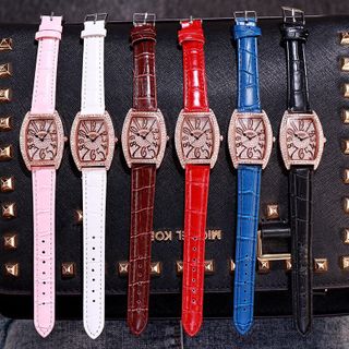 Đồng hồ nữ DZG dây da cao cấp mặt bầu đính đá sang trọng mẫu mới hot thời thượng