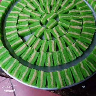 Bánh cốm bánh xu xuê