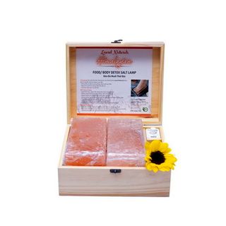 Đèn Đá Muối Himalaya Xông Chân Thải Độc Laurel Naturals
