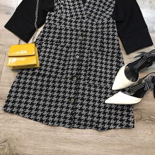 Set váy yếm Áo thun đen