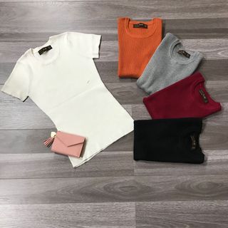 Áo len nữ dệt tay ngắn cổ tròn