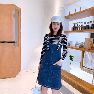 Đầm Yếm Jean Xanh Gài Dây Chữ Năng Động