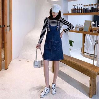 Đầm Yếm Jean Xanh Gài Dây Chữ Năng Động