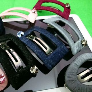 kẹp tóc nhiều màu đính hạt