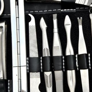 BỘ KỀM CẮT MÓNG TAY 12 MÓN TIỆN DỤNG