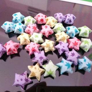 ngôi sao giấy xếp sẵn mẫu y hình