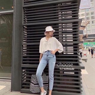 Quần jean nữ thêu M03