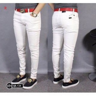 Jean nam trắng rách và trơn