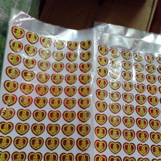 Chữ Hỷ dán trái cây