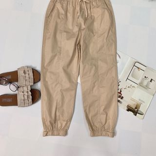 Quần dù jogger bo ống gài nút