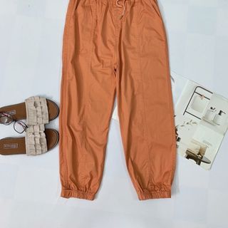 Quần dù jogger bo ống gài nút