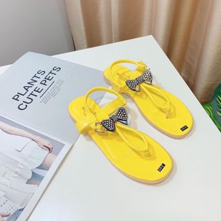 Giày sandal hoa