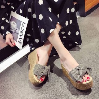 Dép xuồng no vải
