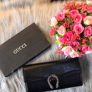 Ví đầu rồng