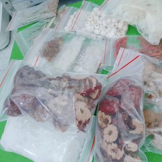 Chè Dưỡng Nhan Bồ Mễ Tuyết Yến
