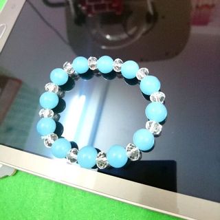 chuỗi đeo tay màu xanh biển mix