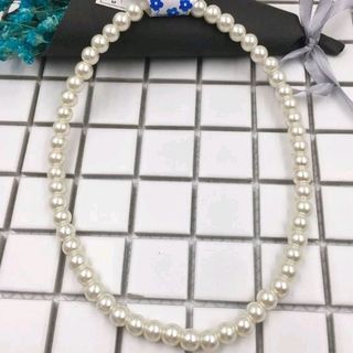 vòng cổ hạt trai 8mm cầm nặng tay