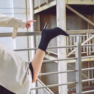 Giày Boot dệt kim co giãn tốt ôm chân
