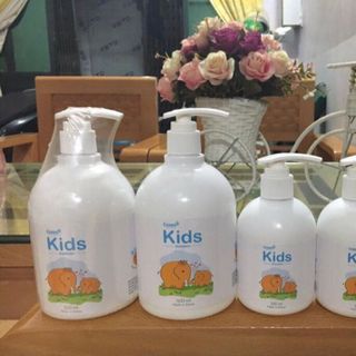 Dầu gội đầu trẻ em 3 trong 1 Hương Mơ 500ml xuất xứ Hàn Quốc giá sỉ