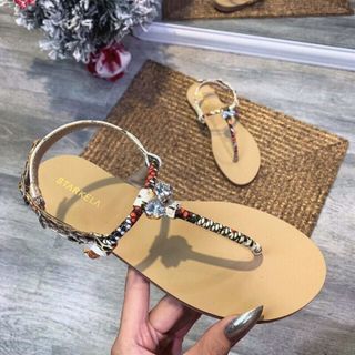 Giày sadal xẹp khóa đá tim