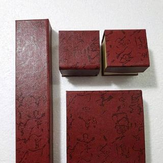HỘP VÒNG GIẤY