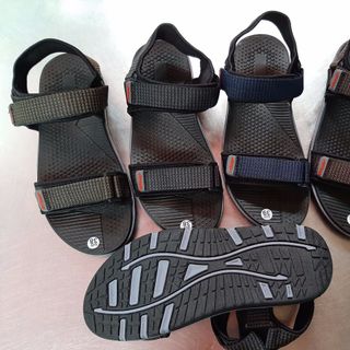 Sandal học sinh nam giá sỉ