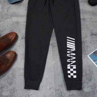 Jogger thun nỉ hoạ tiết