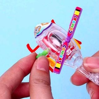 Máy bay đồ chơi có dây thiều chạy được khá xa mẫu mới