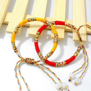 Vòng tay dây ngũ sắc Tây Tạng phong thủy màu đỏ