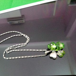 Dây chuyền mặt bông hoa