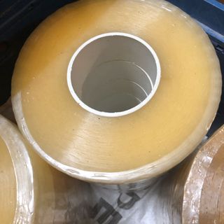 Băng dính chuẩn 1kg lõi siêu mỏng 6 cuộn
