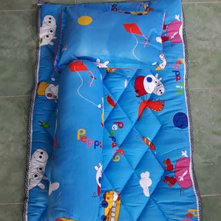 Bộ gối nệm cho vải coton thắng lợi cho bé đi học