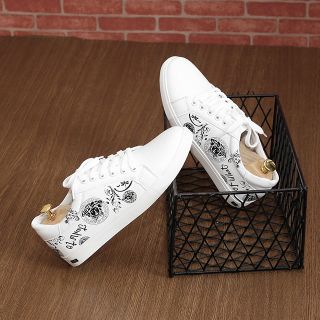 Giày nam thời trang