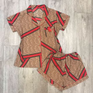 Đồ bộ Pijama tay ngắn quần Đùi nữ lụa hình cao cấp